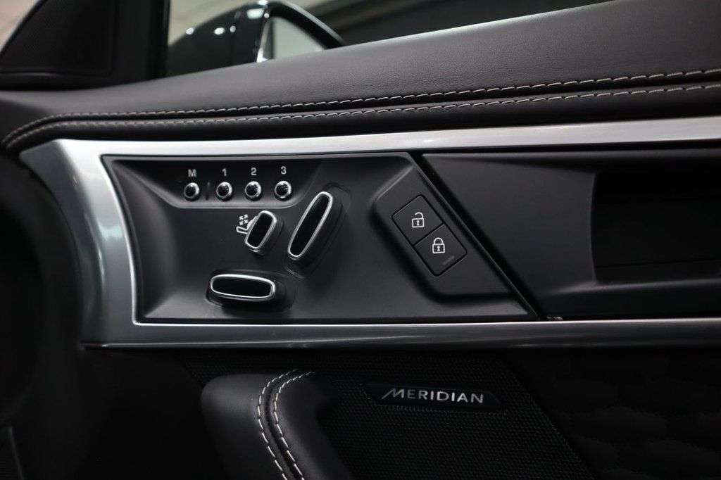 2021 JAGUAR F-TYPE 2021 JAGUAR F-TYPE
