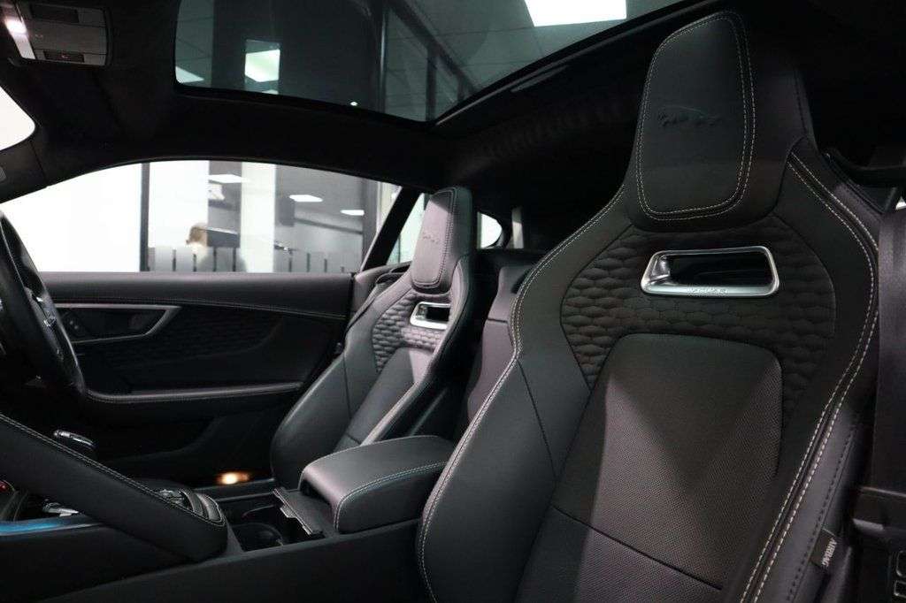 2021 JAGUAR F-TYPE 2021 JAGUAR F-TYPE