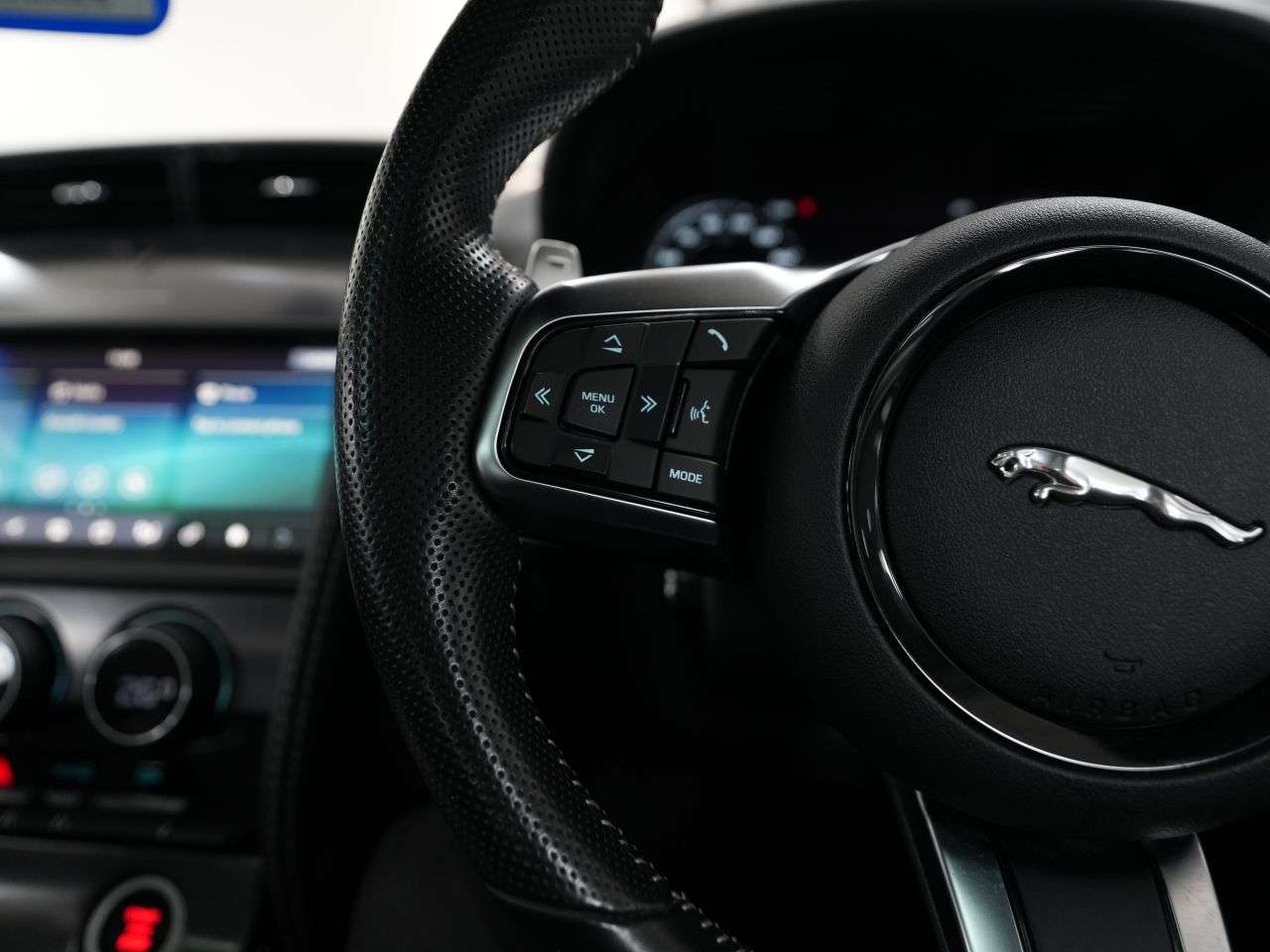 2021 JAGUAR F-TYPE 2021 JAGUAR F-TYPE