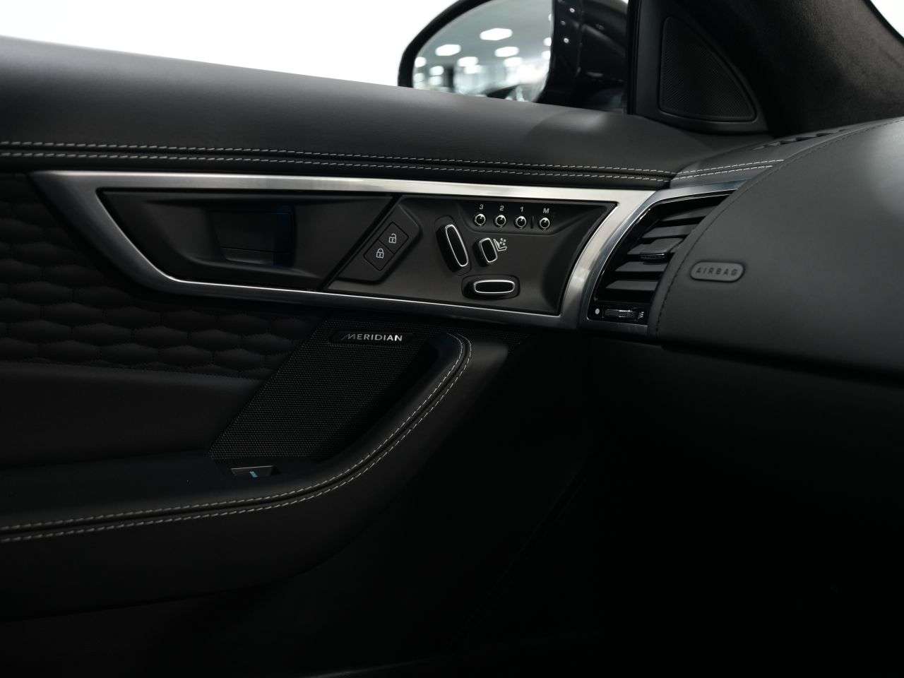 2021 JAGUAR F-TYPE 2021 JAGUAR F-TYPE