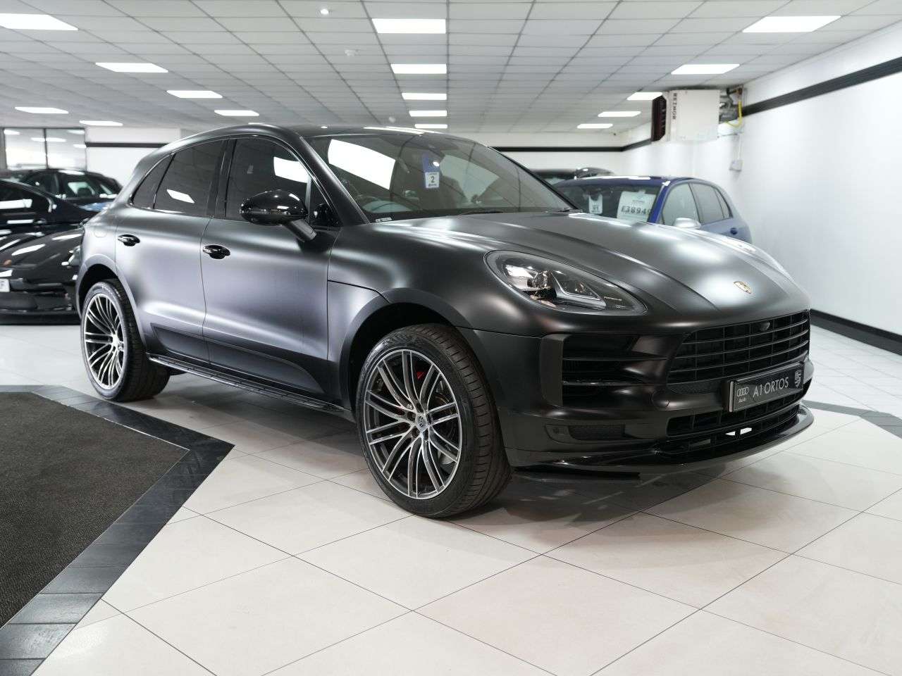 A 2019 PORSCHE MACAN 3.0T V6 S SUV 5dr Petrol PDK 4WD Euro 6 (s/s) (354 ps) BEAUTIFUL CONDITION A 2019 PORSCHE MACAN 3.0T V6 S SUV 5dr Petrol PDK 4WD Euro 6 (s/s) (354 ps) BEAUTIFUL CONDITION