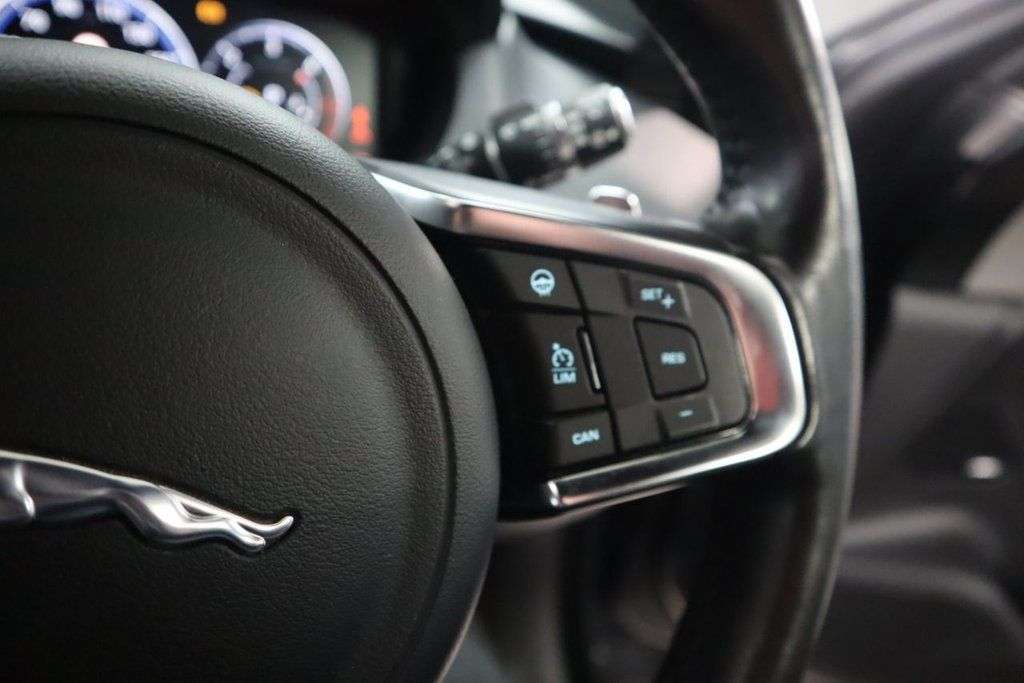 2018 JAGUAR F-PACE 2018 JAGUAR F-PACE