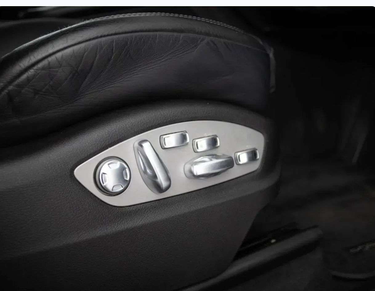 2019 PORSCHE MACAN 2019 PORSCHE MACAN