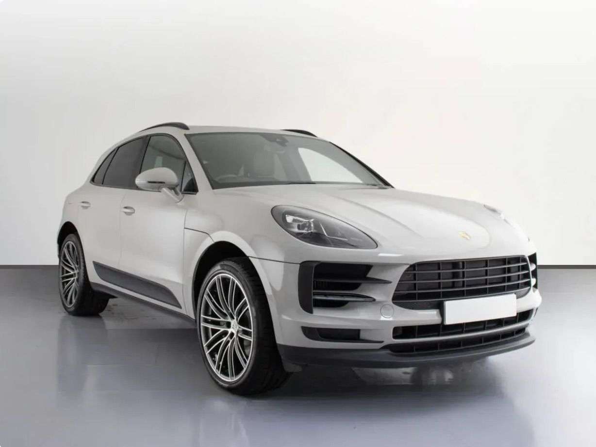 A 2019 PORSCHE MACAN 3.0T V6 S SUV 5dr Petrol PDK 4WD Euro 6 (s/s) (354 ps) HIGHLY DESIRABLE + £ A 2019 PORSCHE MACAN 3.0T V6 S SUV 5dr Petrol PDK 4WD Euro 6 (s/s) (354 ps) HIGHLY DESIRABLE + £