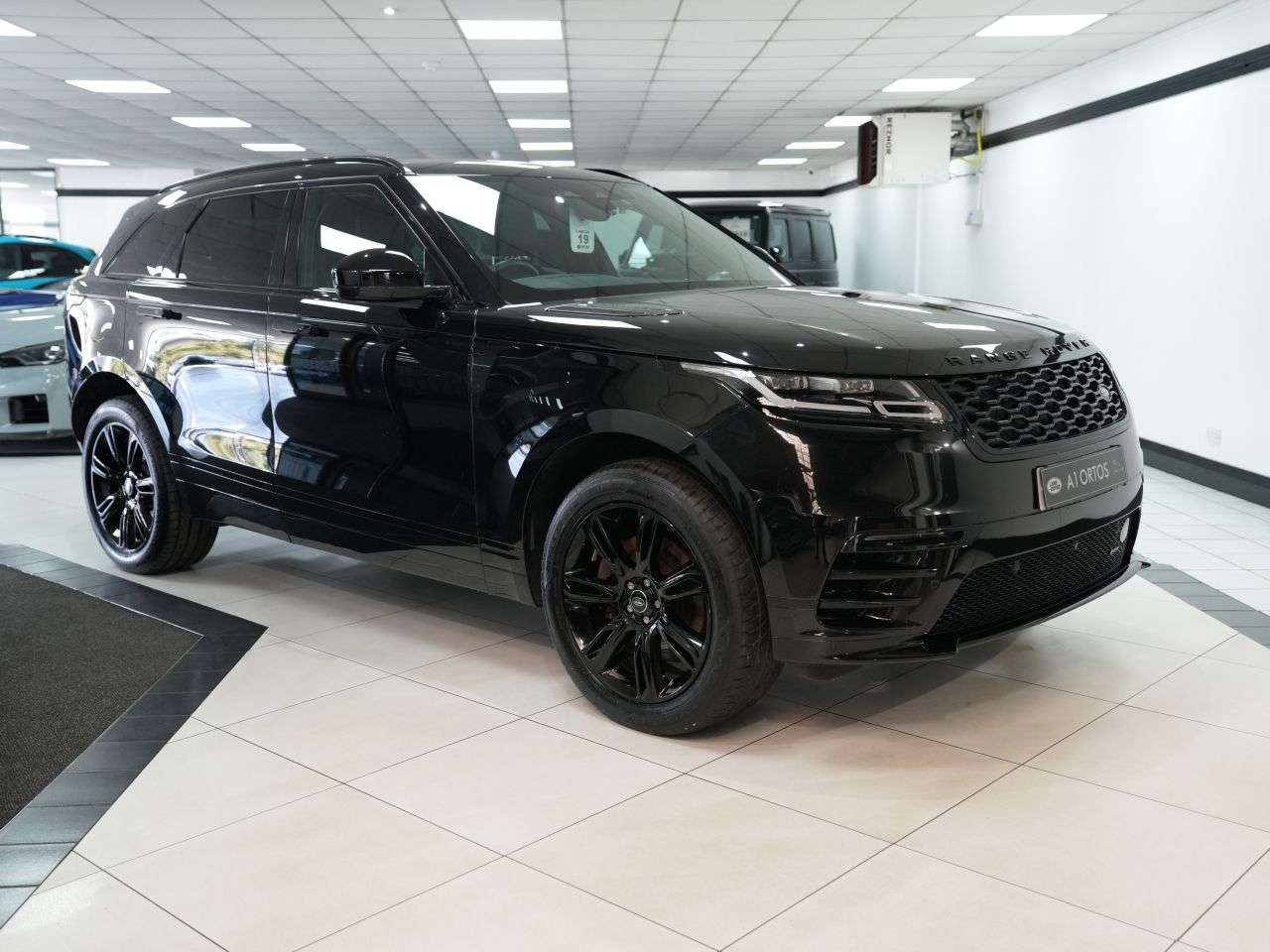 A 2022 LAND ROVER RANGE ROVER VELAR 2.0 D200 MHEV Edition SUV 5dr Diesel Auto 4WD Euro 6 (s/s) (204 ps) STUNNIN A 2022 LAND ROVER RANGE ROVER VELAR 2.0 D200 MHEV Edition SUV 5dr Diesel Auto 4WD Euro 6 (s/s) (204 ps) STUNNIN