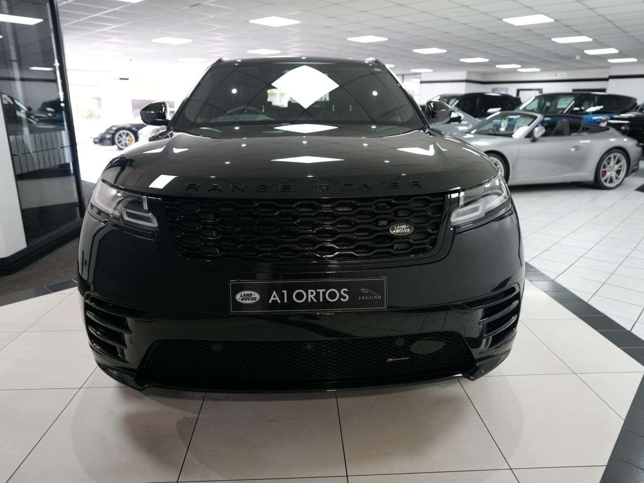 A 2022 LAND ROVER RANGE ROVER VELAR 2.0 D200 MHEV Edition SUV 5dr Diesel Auto 4WD Euro 6 (s/s) (204 ps) STUNNIN A 2022 LAND ROVER RANGE ROVER VELAR 2.0 D200 MHEV Edition SUV 5dr Diesel Auto 4WD Euro 6 (s/s) (204 ps) STUNNIN