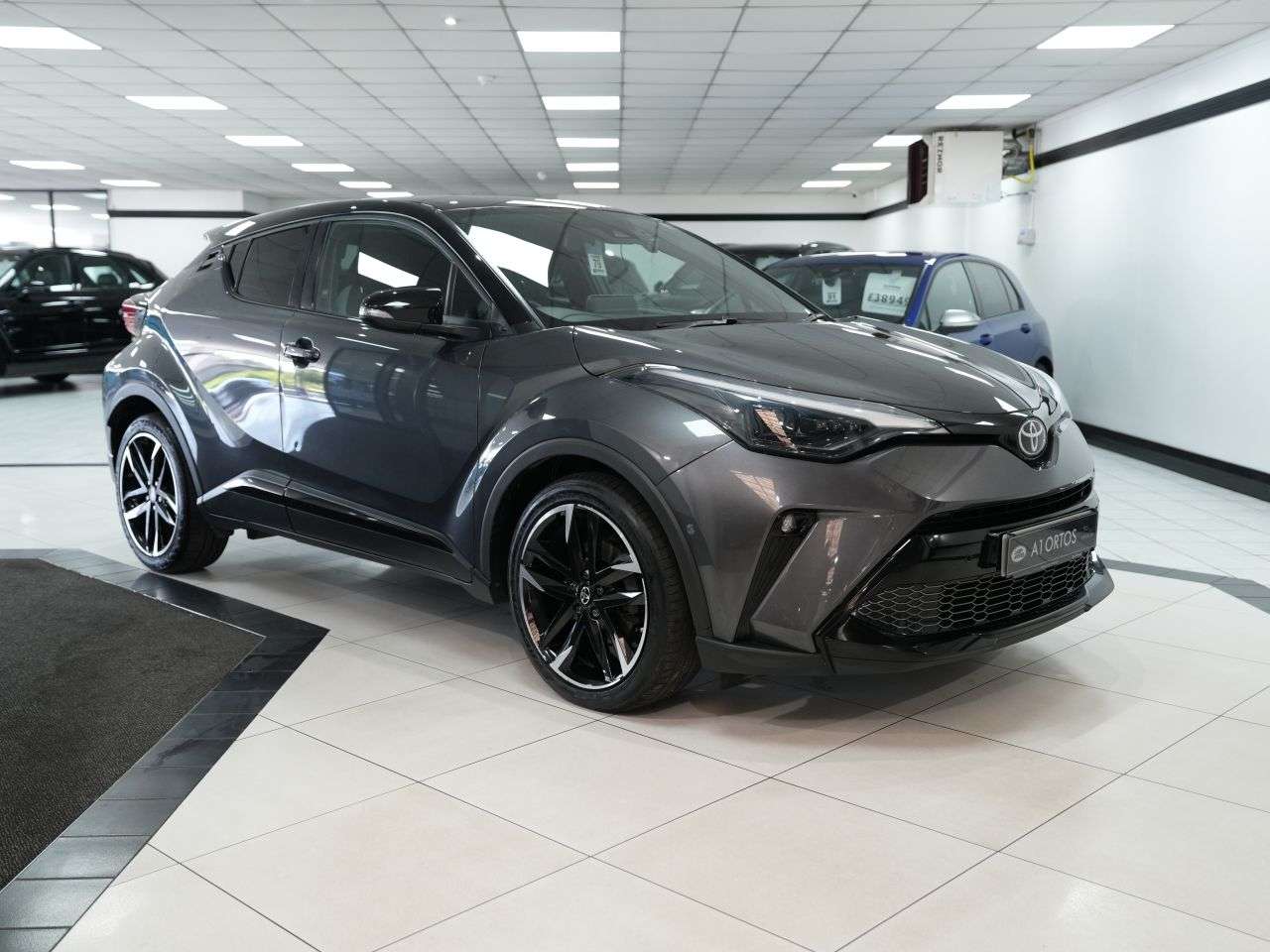 A 2022 TOYOTA C-HR 1.8 VVT-h GR SPORT SUV 5dr Petrol Hybrid CVT Euro 6 (s/s) (122 ps) 1 FORMER A 2022 TOYOTA C-HR 1.8 VVT-h GR SPORT SUV 5dr Petrol Hybrid CVT Euro 6 (s/s) (122 ps) 1 FORMER