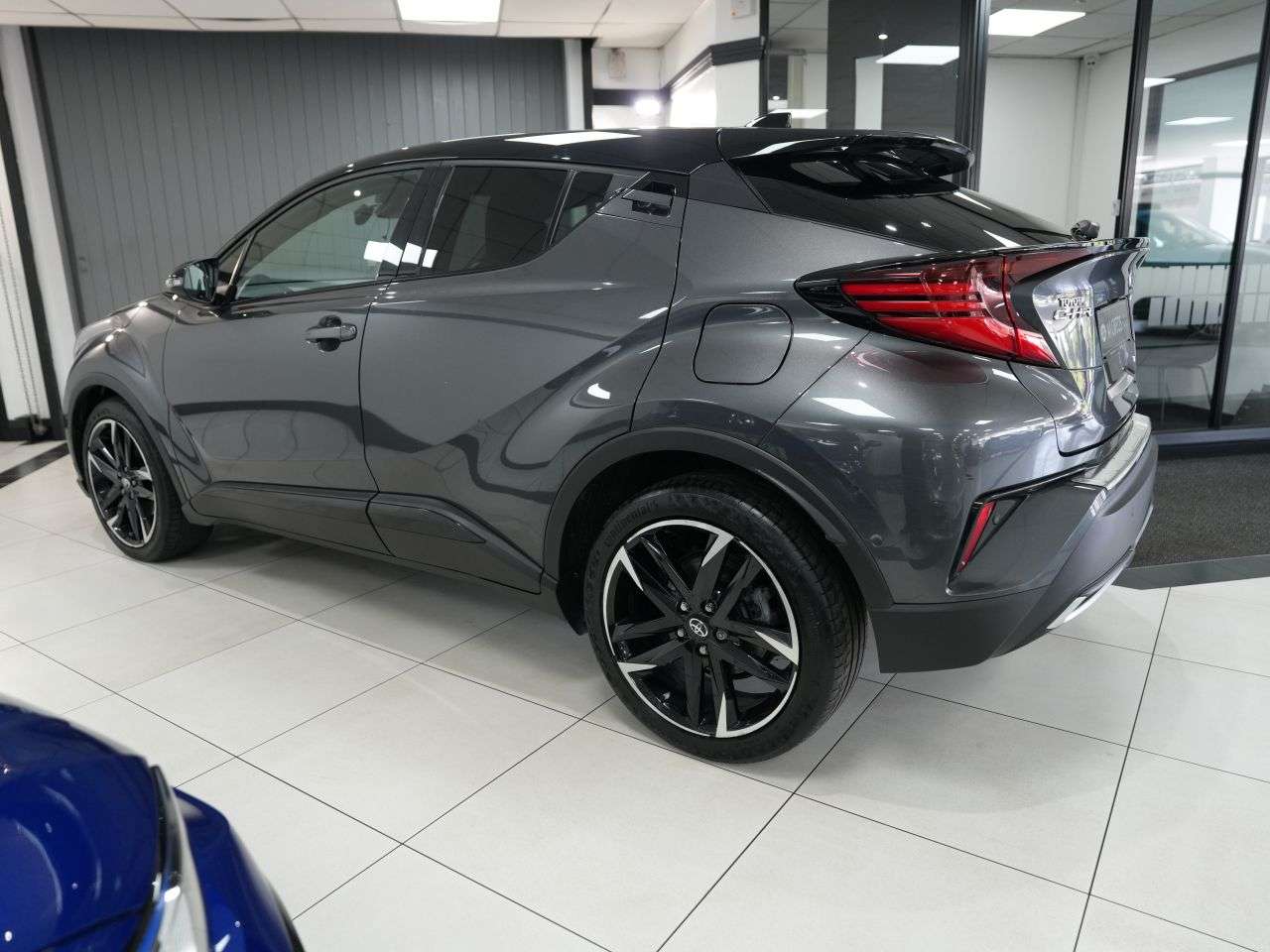 2022 TOYOTA C-HR 2022 TOYOTA C-HR
