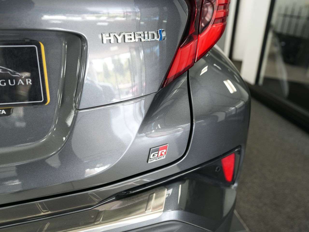 2022 TOYOTA C-HR 2022 TOYOTA C-HR