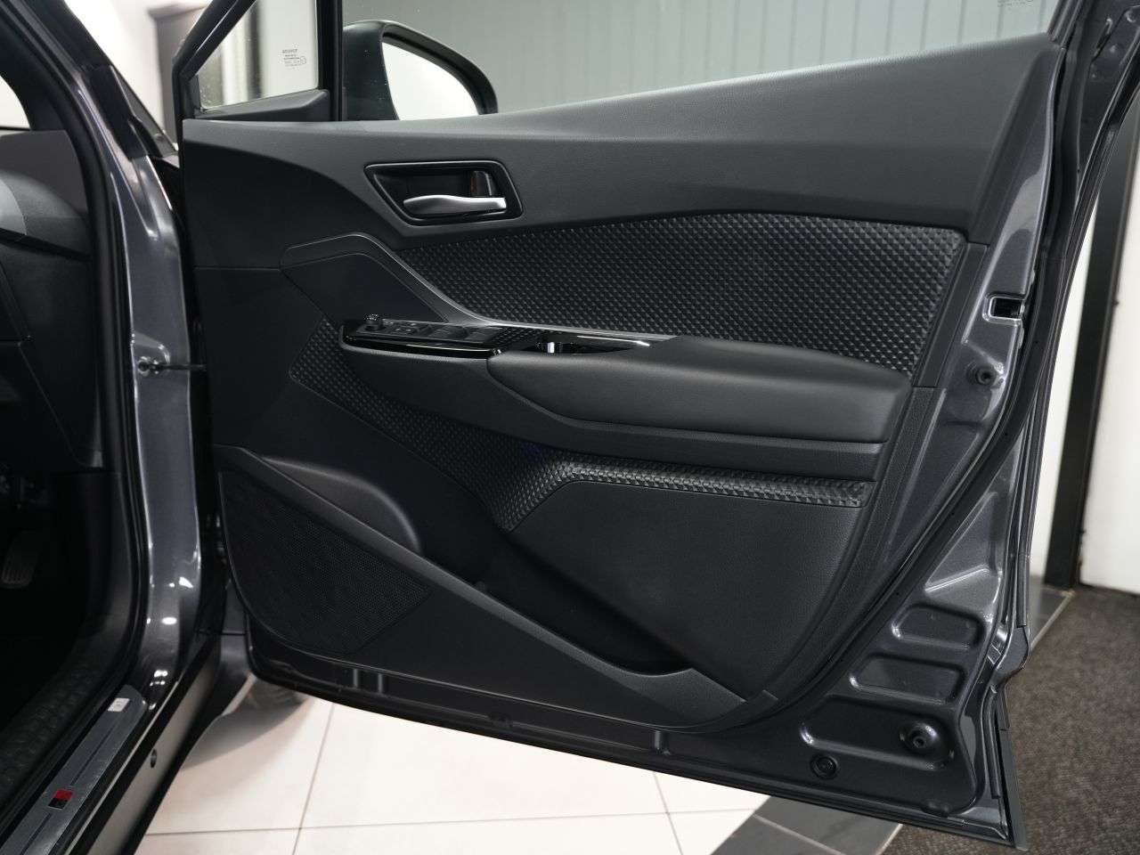 2022 TOYOTA C-HR 2022 TOYOTA C-HR