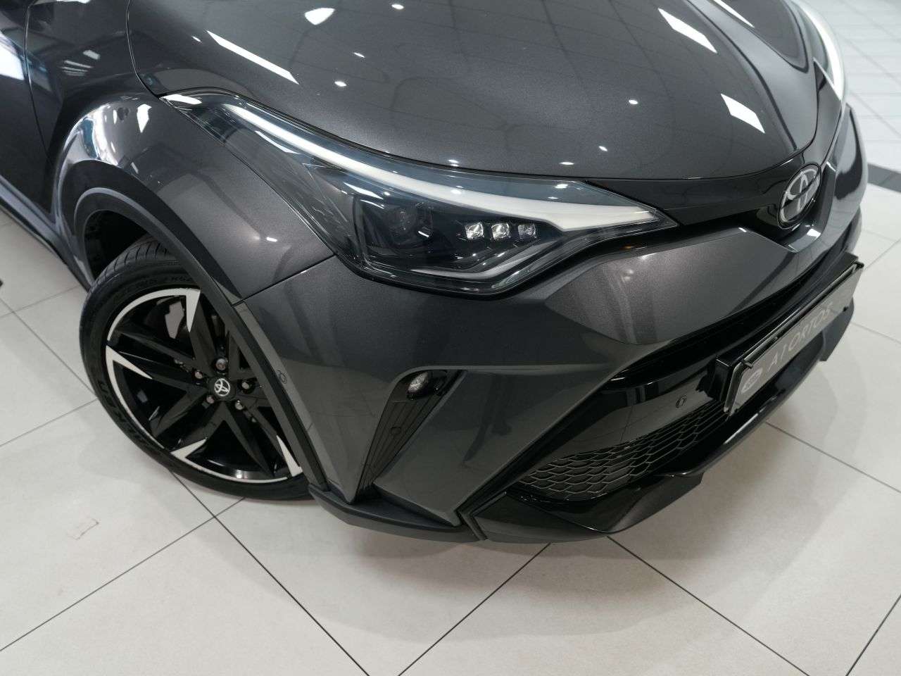 2022 TOYOTA C-HR 2022 TOYOTA C-HR