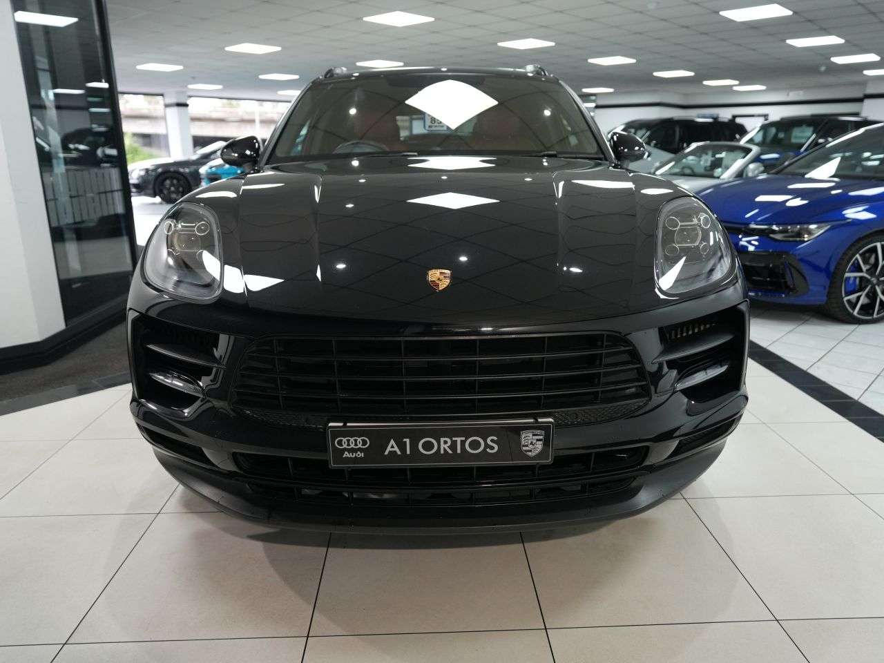 A 2019 PORSCHE MACAN 3.0T V6 S SUV 5dr Petrol PDK 4WD Euro 6 (s/s) (354 ps) ONE FORMER KEEPER + A 2019 PORSCHE MACAN 3.0T V6 S SUV 5dr Petrol PDK 4WD Euro 6 (s/s) (354 ps) ONE FORMER KEEPER +