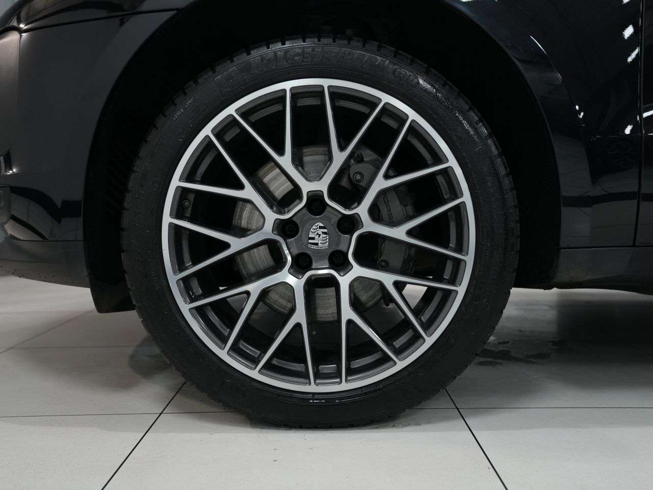 2019 PORSCHE MACAN 2019 PORSCHE MACAN