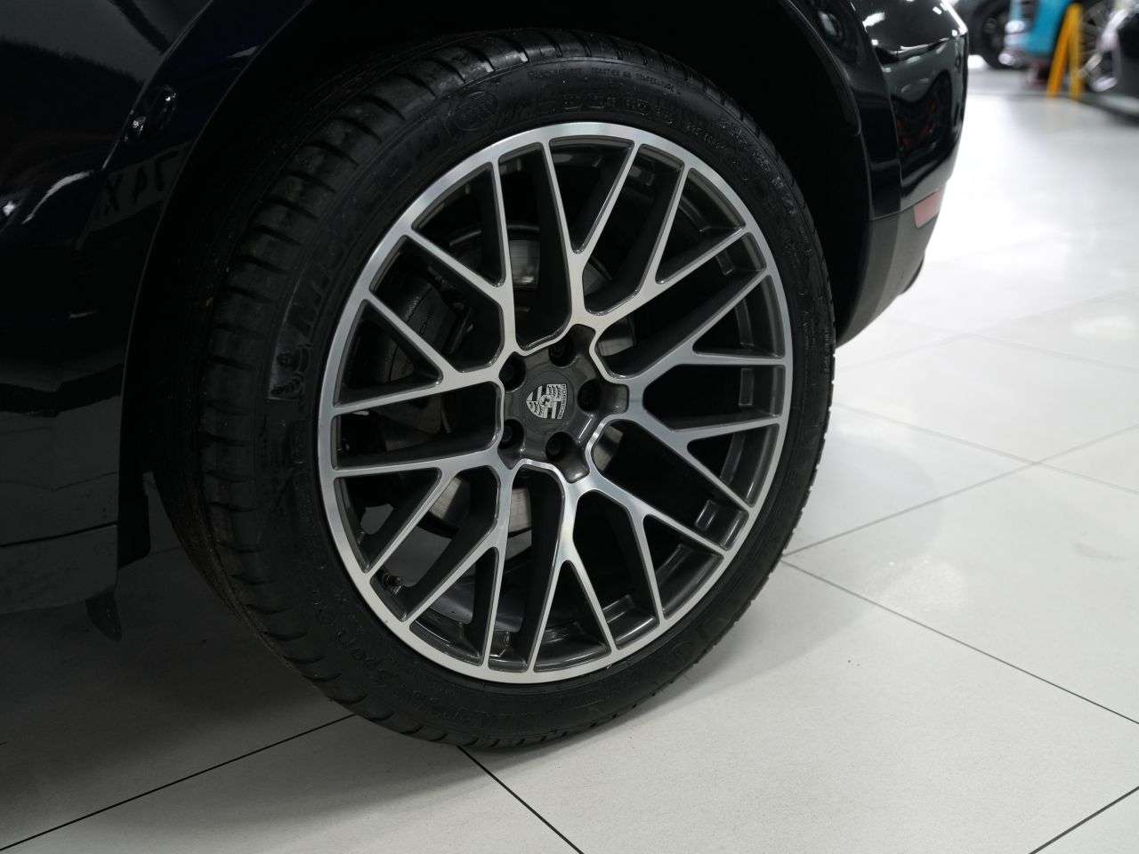 2019 PORSCHE MACAN 2019 PORSCHE MACAN