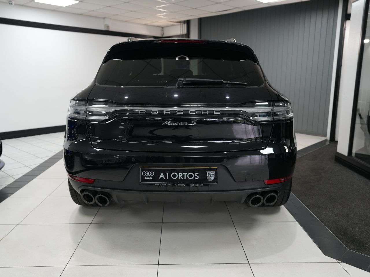 2019 PORSCHE MACAN 2019 PORSCHE MACAN