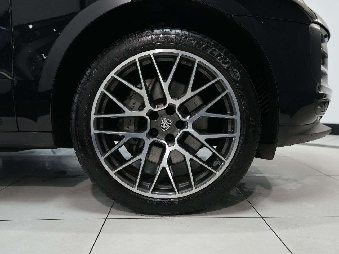 2019 PORSCHE MACAN 2019 PORSCHE MACAN