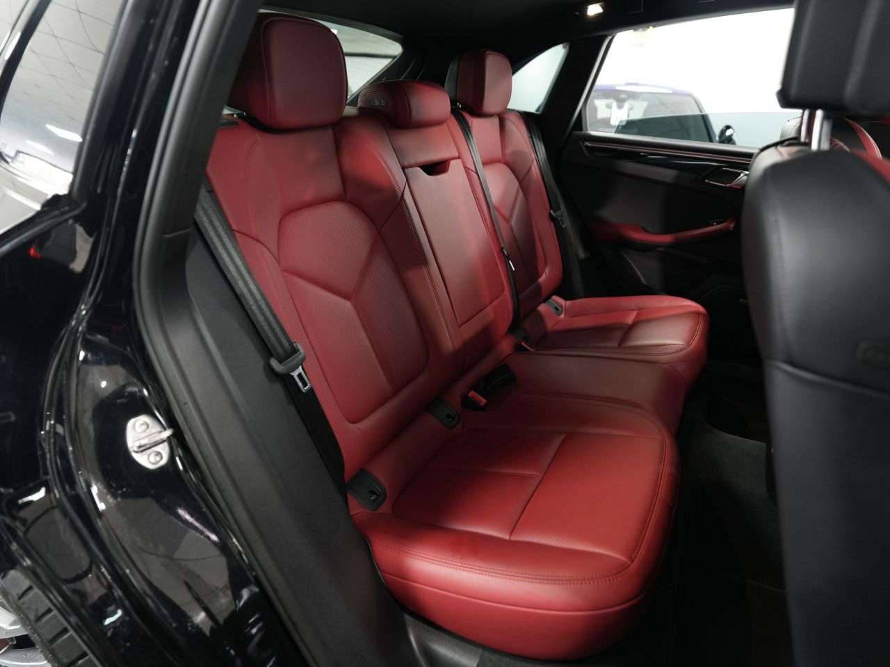 2019 PORSCHE MACAN 2019 PORSCHE MACAN