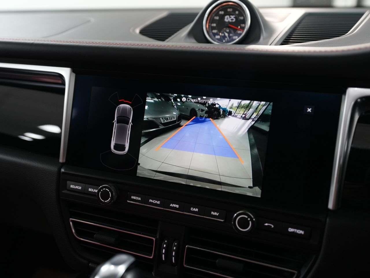 2019 PORSCHE MACAN 2019 PORSCHE MACAN
