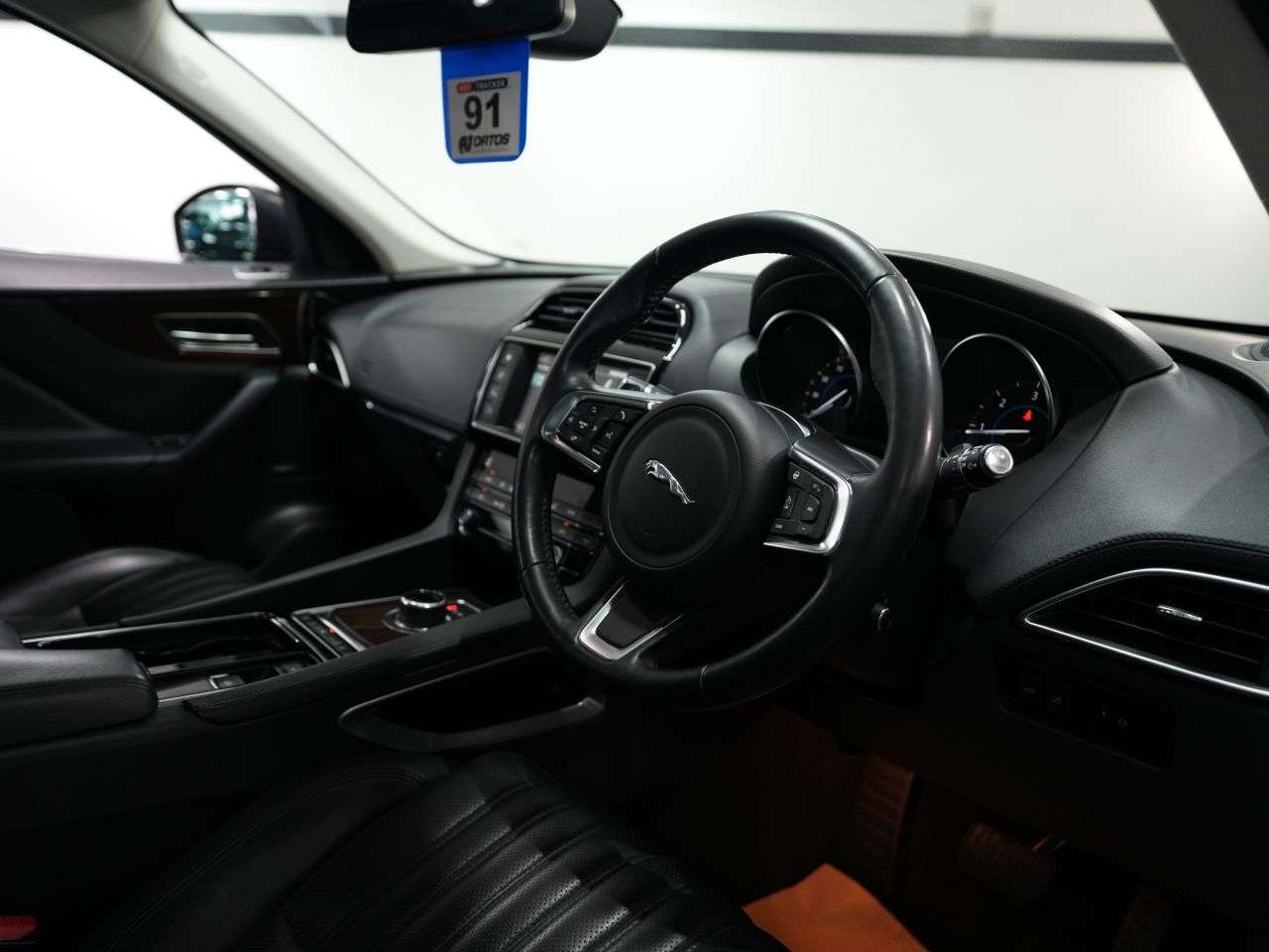 2018 JAGUAR F-PACE 2018 JAGUAR F-PACE