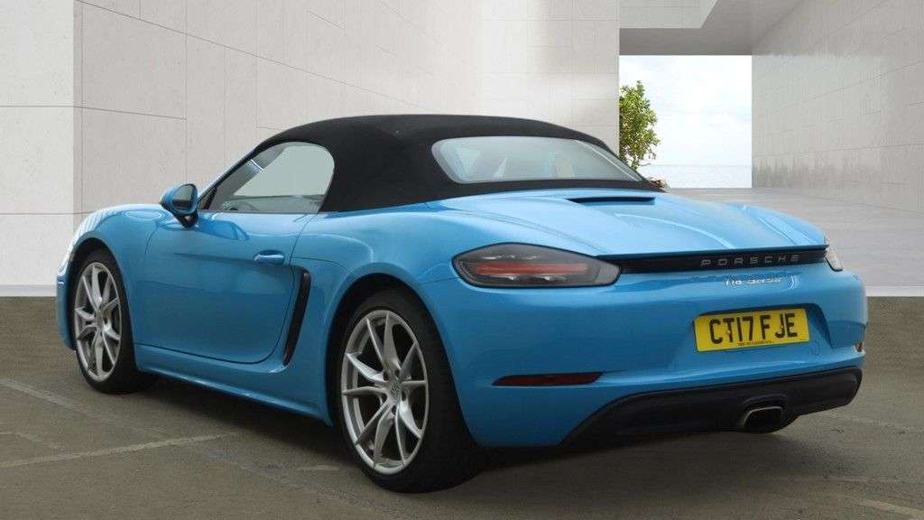 A 2017 PORSCHE 718 BOXSTER 2.0T Convertible 2dr Petrol PDK Euro 6 (s/s) (300 ps) BEAUTIFUL LOW MILES E A 2017 PORSCHE 718 BOXSTER 2.0T Convertible 2dr Petrol PDK Euro 6 (s/s) (300 ps) BEAUTIFUL LOW MILES E