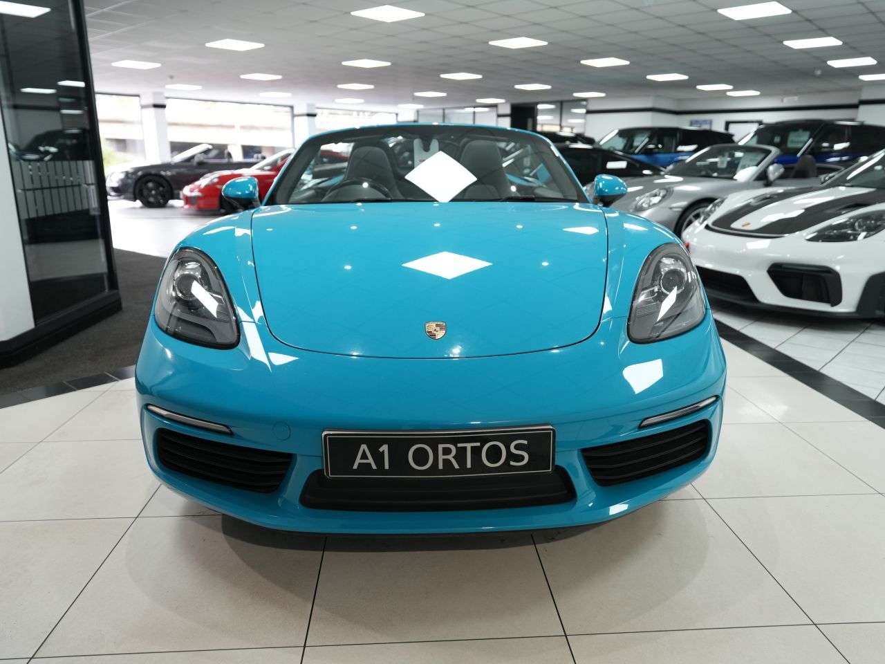 A 2017 PORSCHE 718 BOXSTER 2.0T Convertible 2dr Petrol PDK Euro 6 (s/s) (300 ps) BEAUTIFUL LOW MILES E A 2017 PORSCHE 718 BOXSTER 2.0T Convertible 2dr Petrol PDK Euro 6 (s/s) (300 ps) BEAUTIFUL LOW MILES E