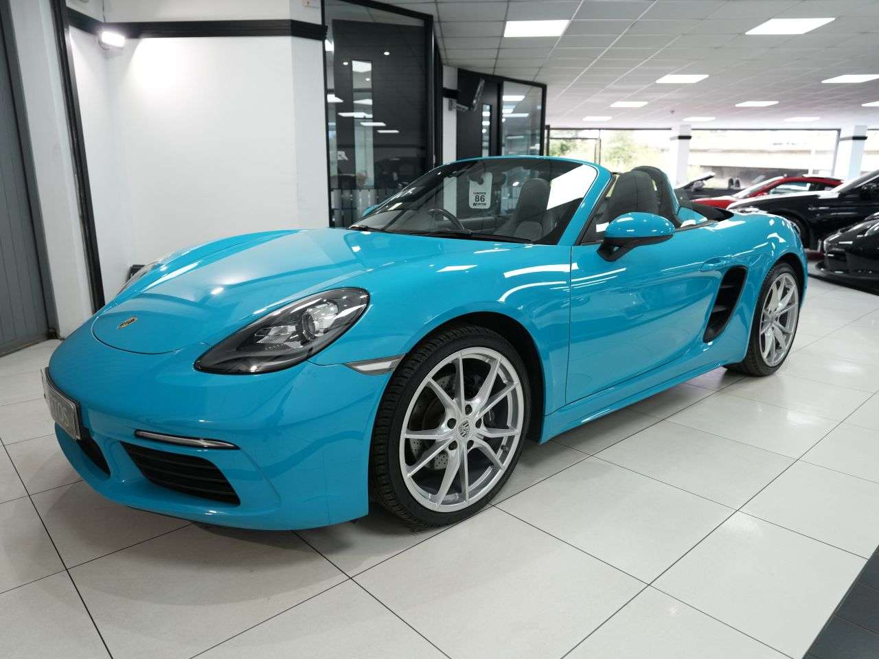 A 2017 PORSCHE 718 BOXSTER 2.0T Convertible 2dr Petrol PDK Euro 6 (s/s) (300 ps) BEAUTIFUL LOW MILES E A 2017 PORSCHE 718 BOXSTER 2.0T Convertible 2dr Petrol PDK Euro 6 (s/s) (300 ps) BEAUTIFUL LOW MILES E