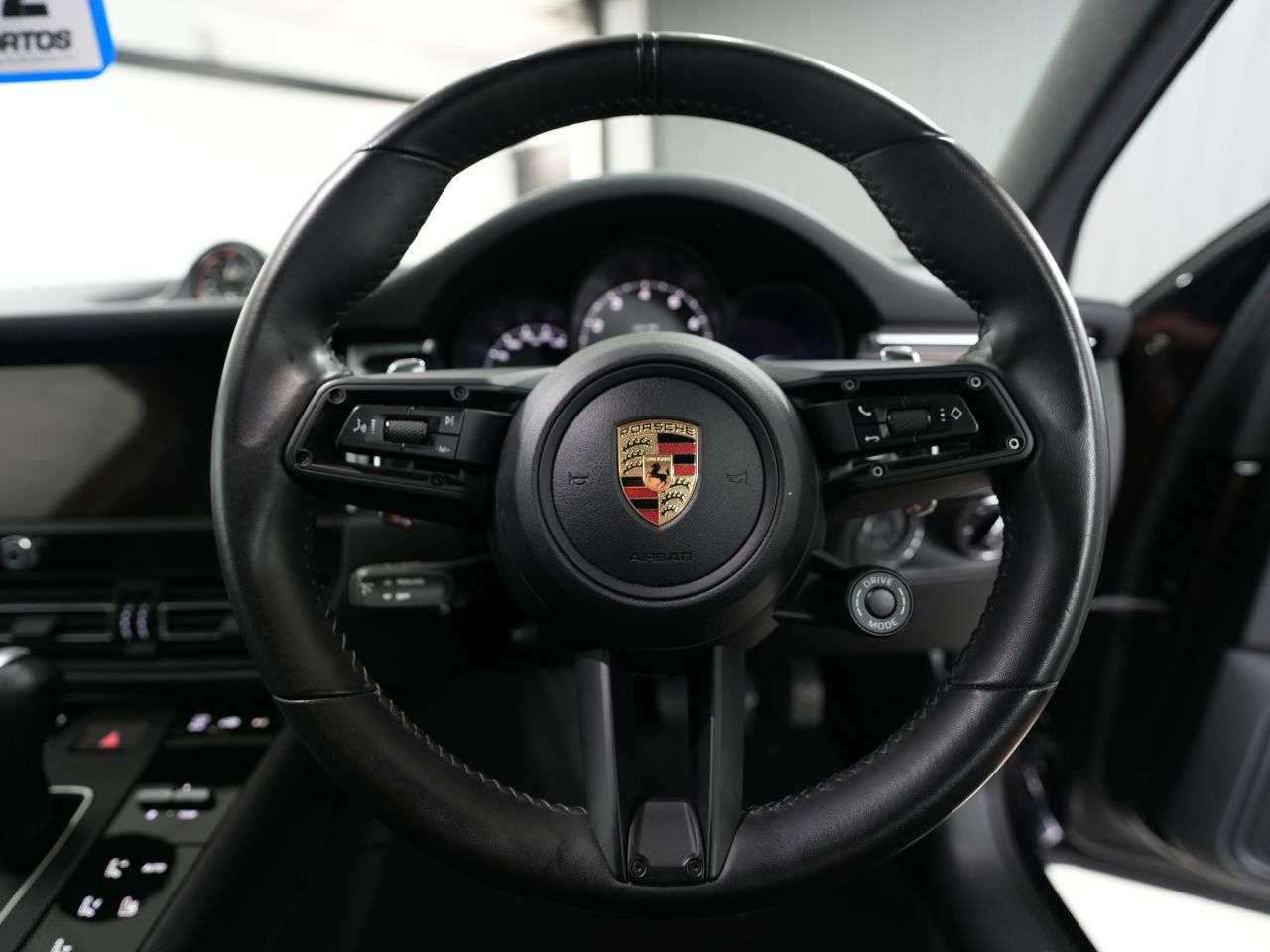 2023 PORSCHE MACAN 2023 PORSCHE MACAN