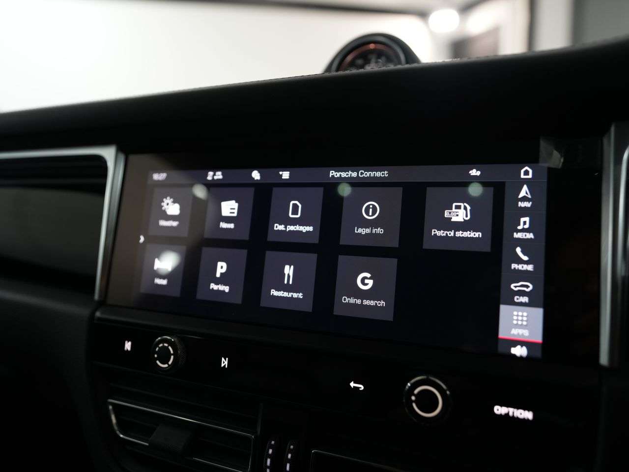 2023 PORSCHE MACAN 2023 PORSCHE MACAN