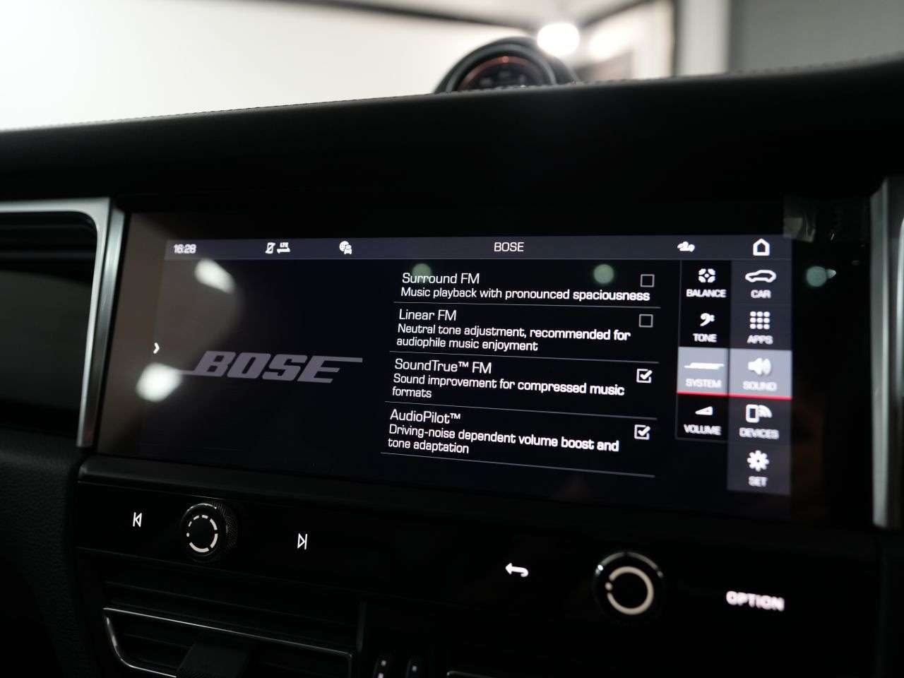 2023 PORSCHE MACAN 2023 PORSCHE MACAN