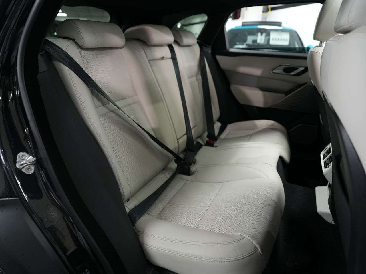 2022 LAND ROVER RANGE ROVER VELAR 2022 LAND ROVER RANGE ROVER VELAR