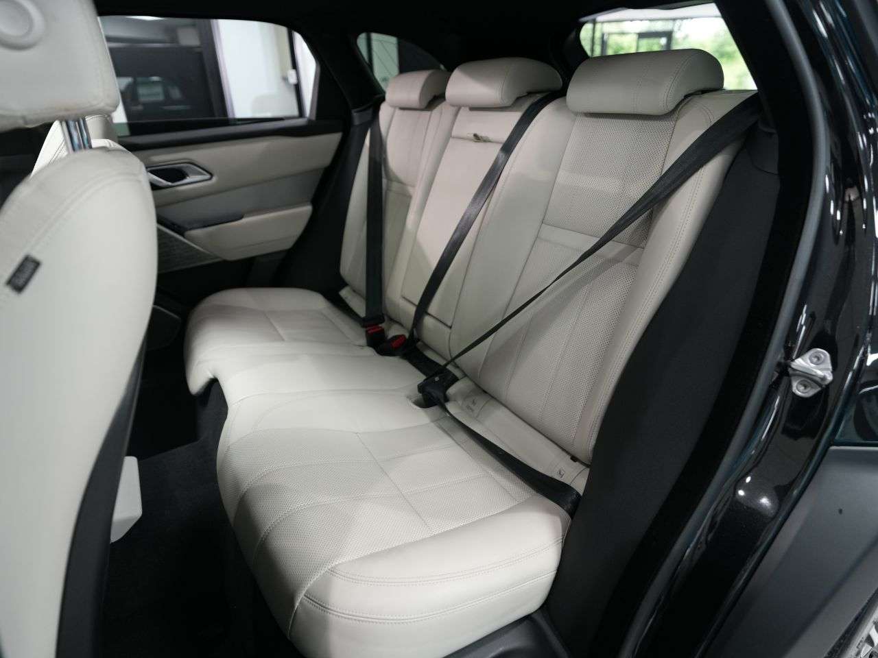 2022 LAND ROVER RANGE ROVER VELAR 2022 LAND ROVER RANGE ROVER VELAR