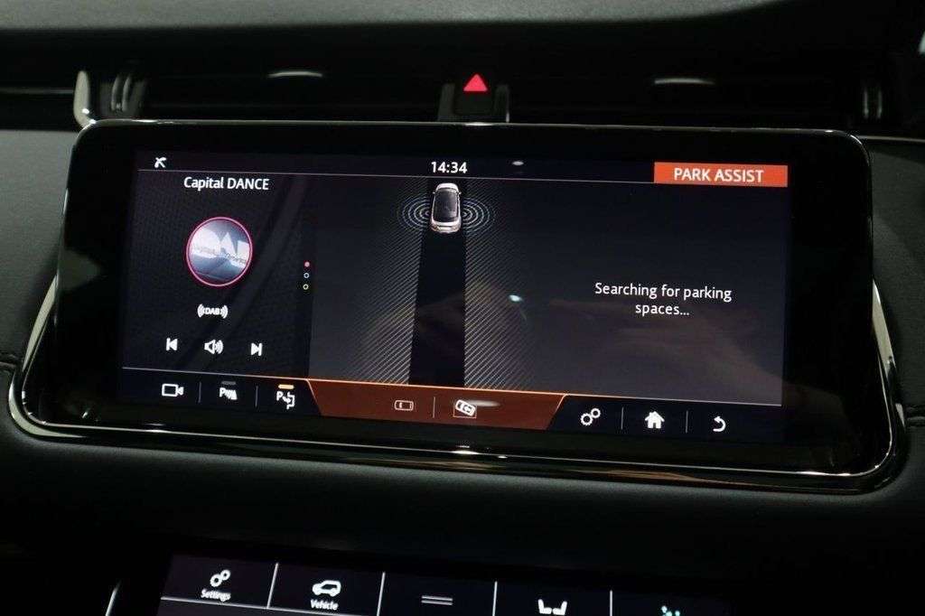 2019 LAND ROVER RANGE ROVER EVOQUE 2019 LAND ROVER RANGE ROVER EVOQUE