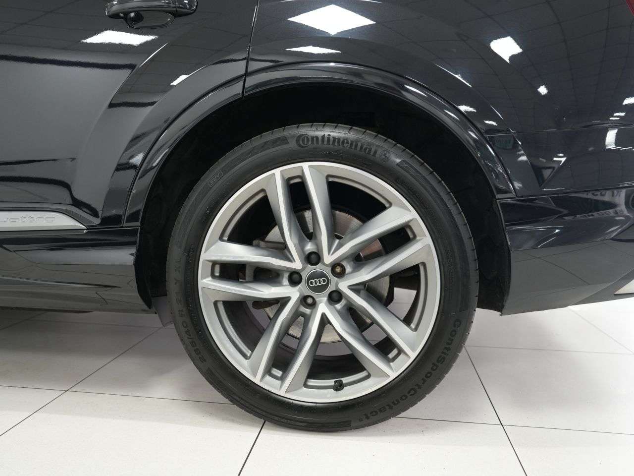 2020 AUDI Q7 2020 AUDI Q7