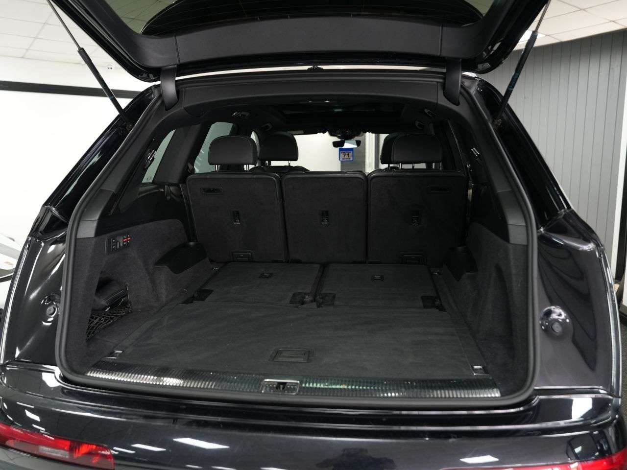 2020 AUDI Q7 2020 AUDI Q7
