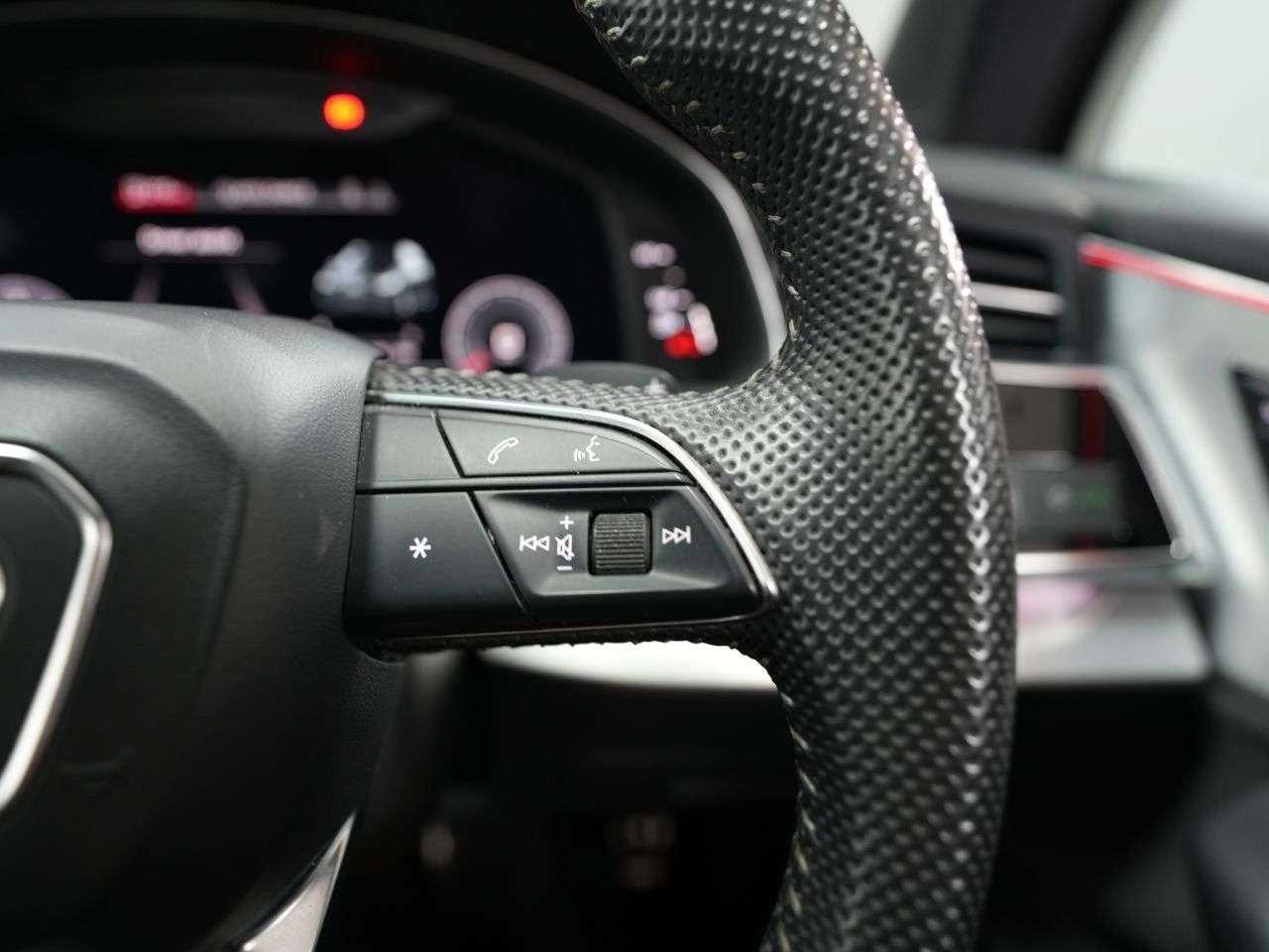 2020 AUDI Q7 2020 AUDI Q7