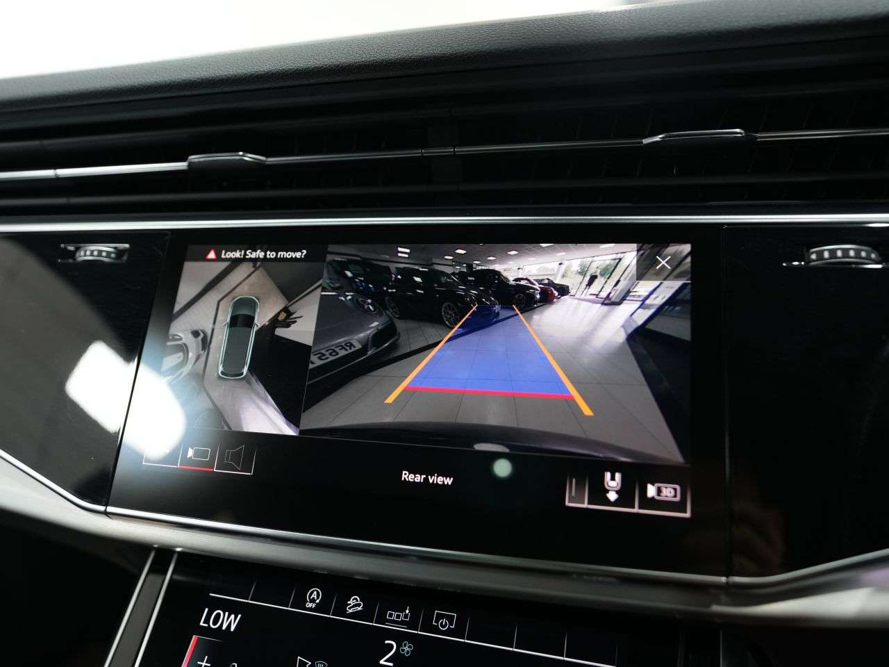 2020 AUDI Q7 2020 AUDI Q7