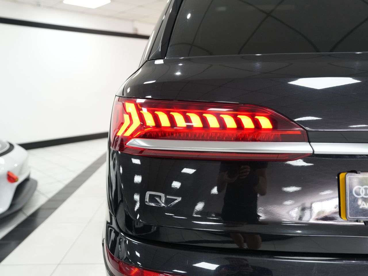 2020 AUDI Q7 2020 AUDI Q7