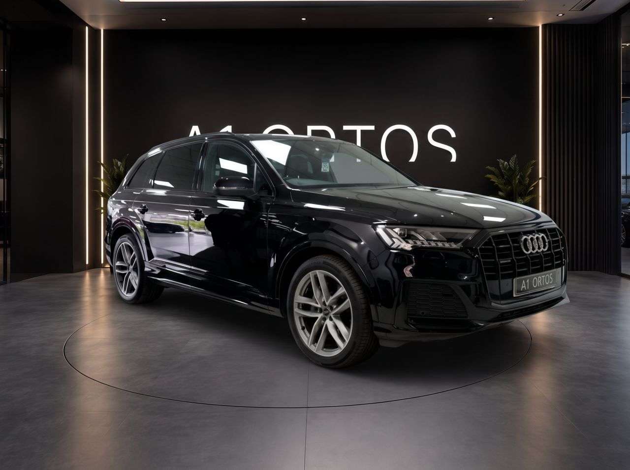 A 2020 AUDI Q7 3.0 TDI V6 50 S line SUV 5dr Diesel Tiptronic quattro Euro 6 (s/s) (286 ps) A 2020 AUDI Q7 3.0 TDI V6 50 S line SUV 5dr Diesel Tiptronic quattro Euro 6 (s/s) (286 ps)