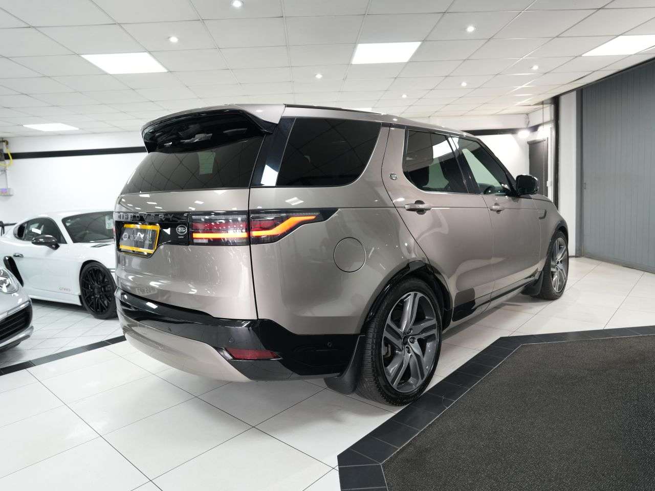2021 LAND ROVER DISCOVERY 2021 LAND ROVER DISCOVERY