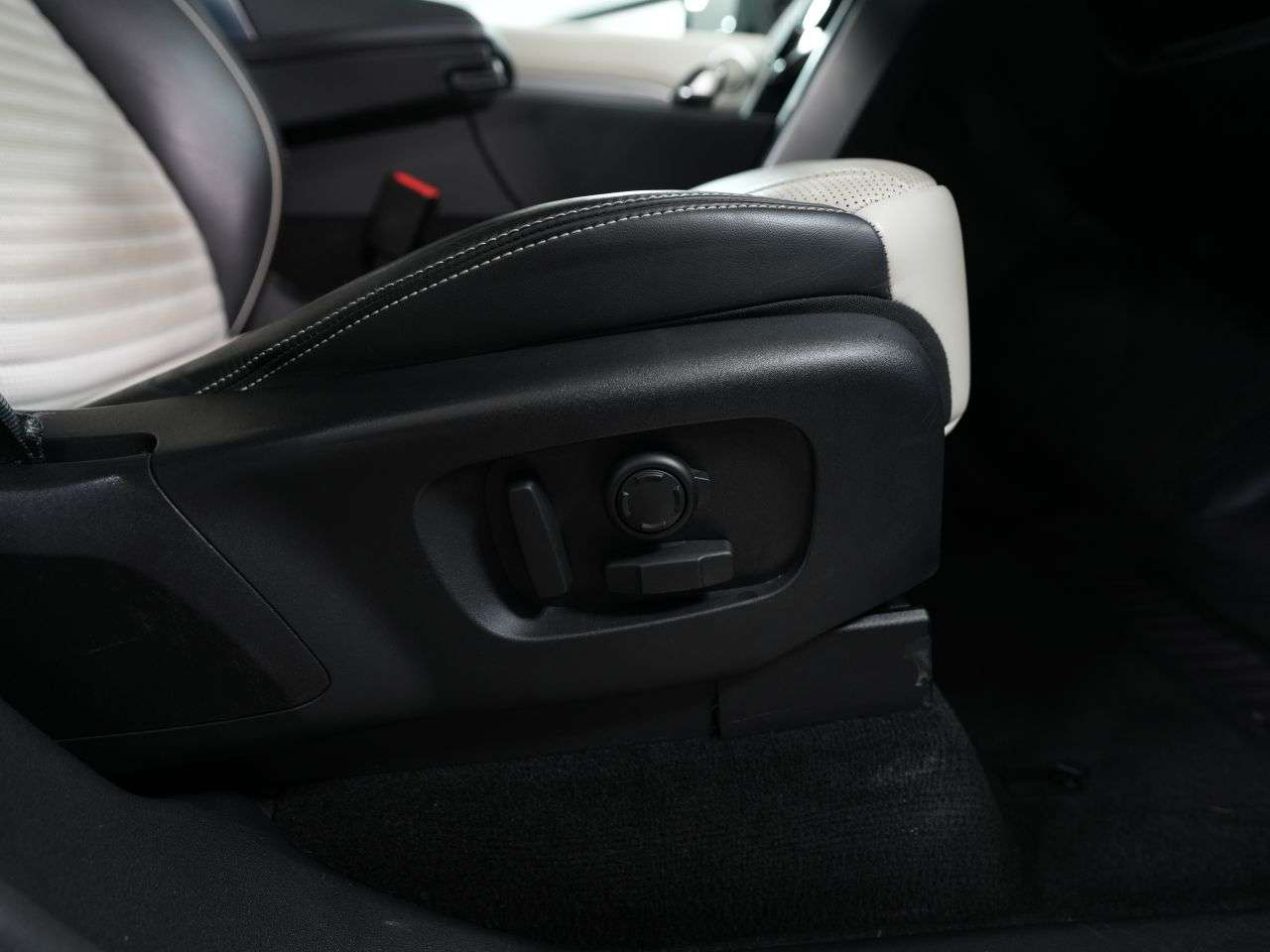 2021 LAND ROVER DISCOVERY 2021 LAND ROVER DISCOVERY