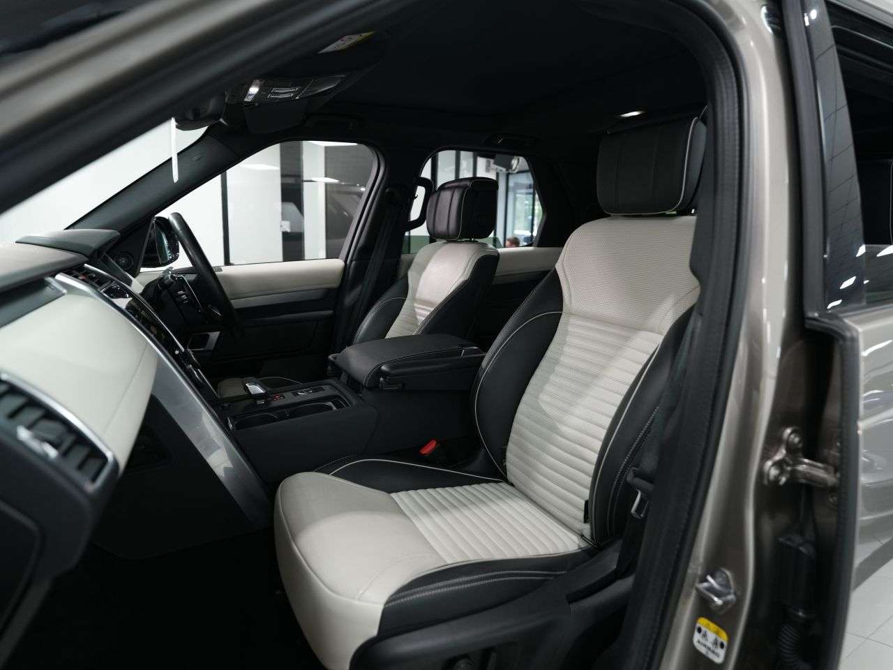 2021 LAND ROVER DISCOVERY 2021 LAND ROVER DISCOVERY