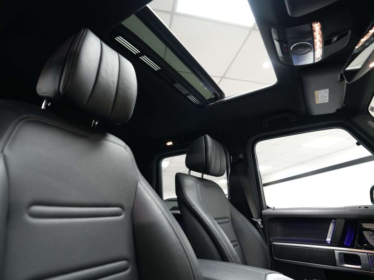 A 2021 MERCEDES-BENZ G CLASS 2.9 G400d AMG Line (Premium) SUV 5dr Diesel G-Tronic 4MATIC Euro 6 (s/s) (3 A 2021 MERCEDES-BENZ G CLASS 2.9 G400d AMG Line (Premium) SUV 5dr Diesel G-Tronic 4MATIC Euro 6 (s/s) (3