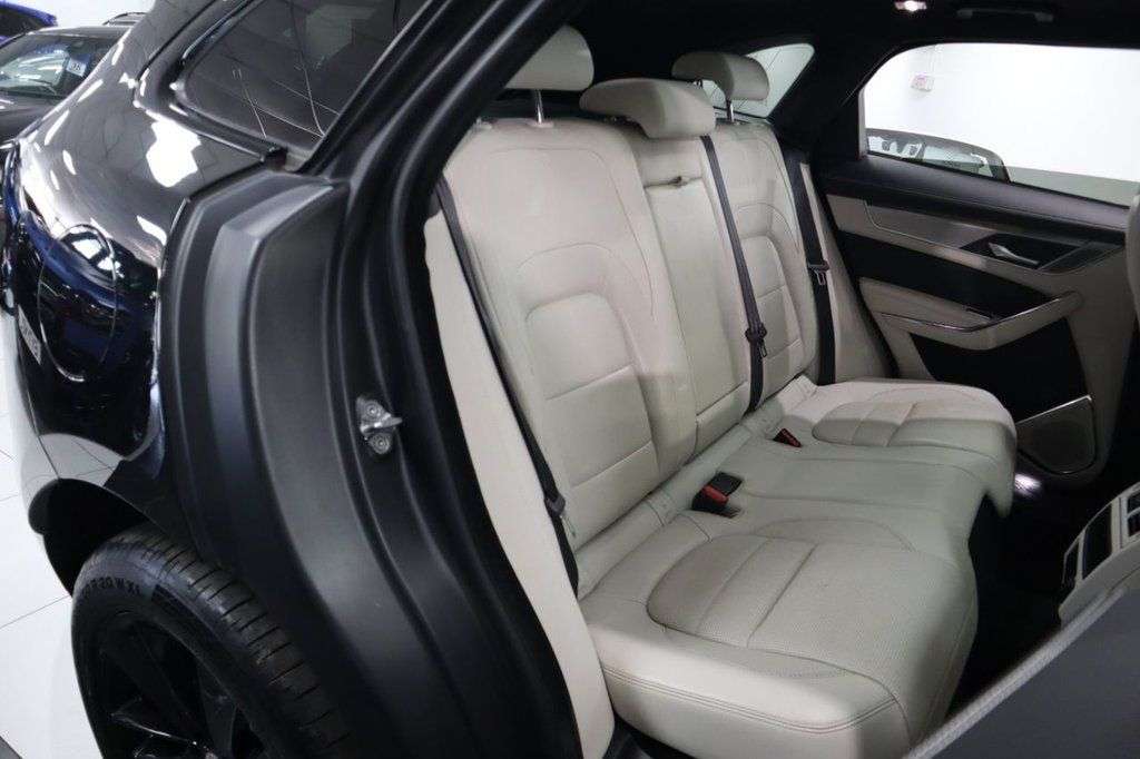 2021 JAGUAR F-PACE 2021 JAGUAR F-PACE