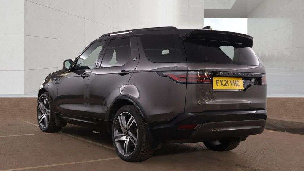 A 2021 LAND ROVER DISCOVERY 3.0 D300 MHEV R-Dynamic HSE SUV 5dr Diesel Auto 4WD Euro 6 (s/s) (300 ps) 1 A 2021 LAND ROVER DISCOVERY 3.0 D300 MHEV R-Dynamic HSE SUV 5dr Diesel Auto 4WD Euro 6 (s/s) (300 ps) 1