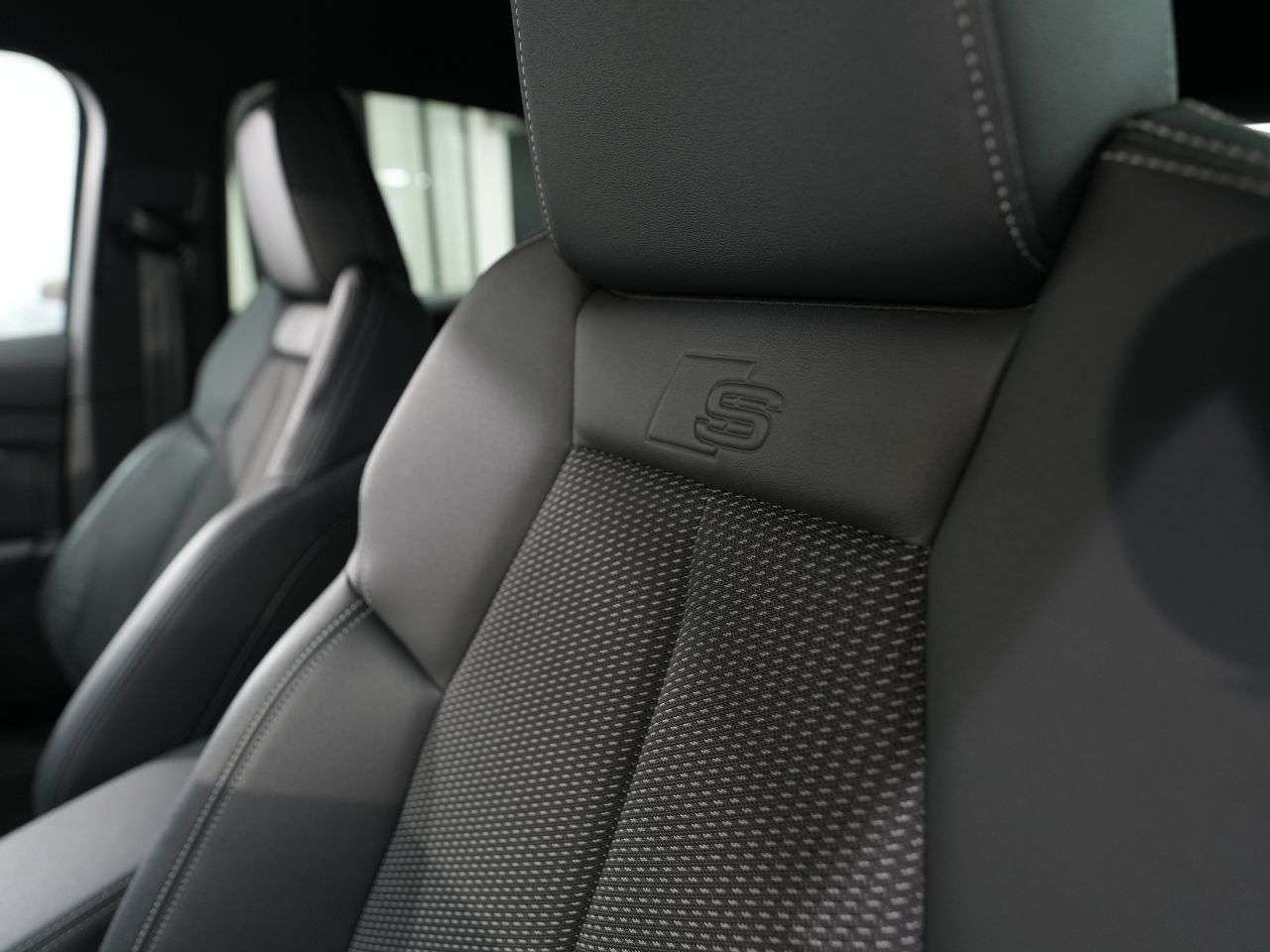 2022 AUDI Q4 E-TRON 2022 AUDI Q4 E-TRON