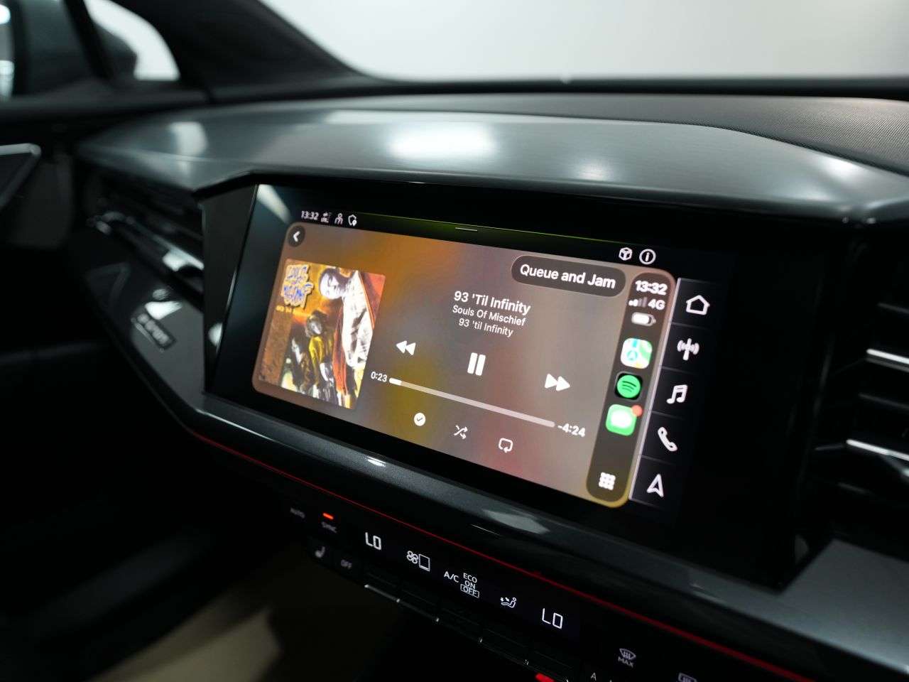 2022 AUDI Q4 E-TRON 2022 AUDI Q4 E-TRON