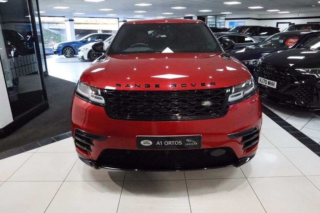 A 2020 LAND ROVER RANGE ROVER VELAR 2.0 D240 R-Dynamic HSE SUV 5dr Diesel Auto 4WD Euro 6 (s/s) (240 ps) STUNNI A 2020 LAND ROVER RANGE ROVER VELAR 2.0 D240 R-Dynamic HSE SUV 5dr Diesel Auto 4WD Euro 6 (s/s) (240 ps) STUNNI