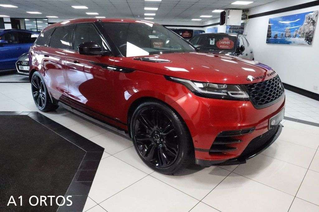 A 2020 LAND ROVER RANGE ROVER VELAR 2.0 D240 R-Dynamic HSE SUV 5dr Diesel Auto 4WD Euro 6 (s/s) (240 ps) STUNNI A 2020 LAND ROVER RANGE ROVER VELAR 2.0 D240 R-Dynamic HSE SUV 5dr Diesel Auto 4WD Euro 6 (s/s) (240 ps) STUNNI