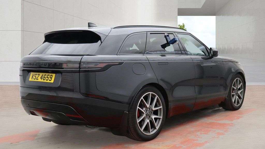 A 2024 LAND ROVER RANGE ROVER VELAR 2.0 D200 MHEV Dynamic SE SUV 5dr Diesel Auto 4WD Euro 6 (s/s) (204 ps) BEAU A 2024 LAND ROVER RANGE ROVER VELAR 2.0 D200 MHEV Dynamic SE SUV 5dr Diesel Auto 4WD Euro 6 (s/s) (204 ps) BEAU