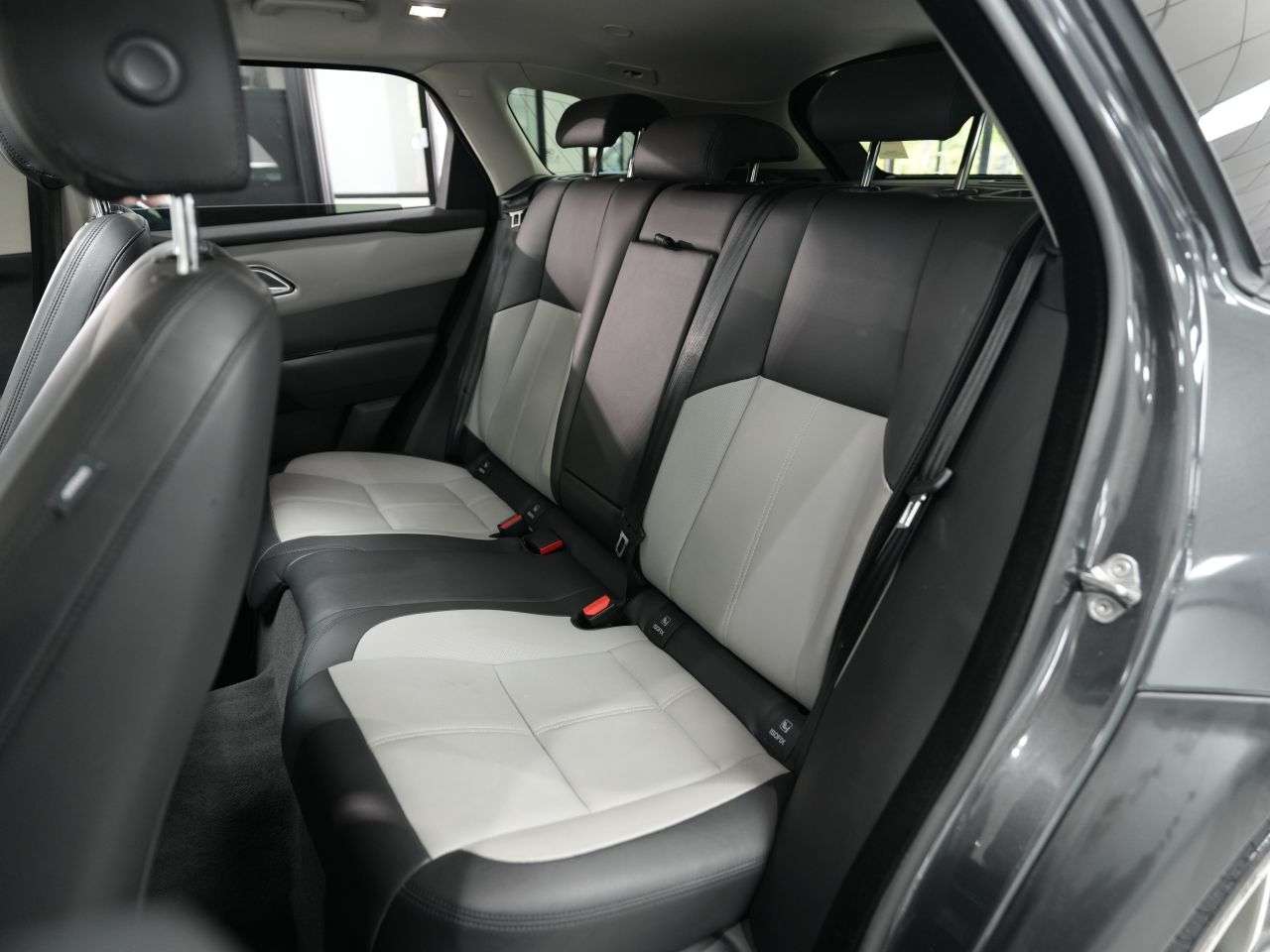 2024 LAND ROVER RANGE ROVER VELAR 2024 LAND ROVER RANGE ROVER VELAR